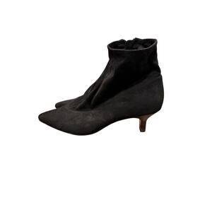Bella Vita Stephanie Kitten-Heel Booties NWOT